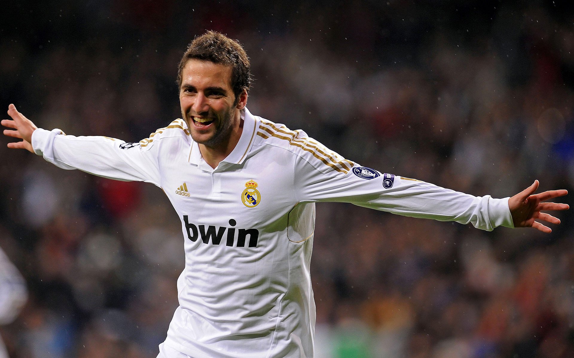 欧冠点球大战惊心动魄 曼联新门将连扑两点成红魔英雄